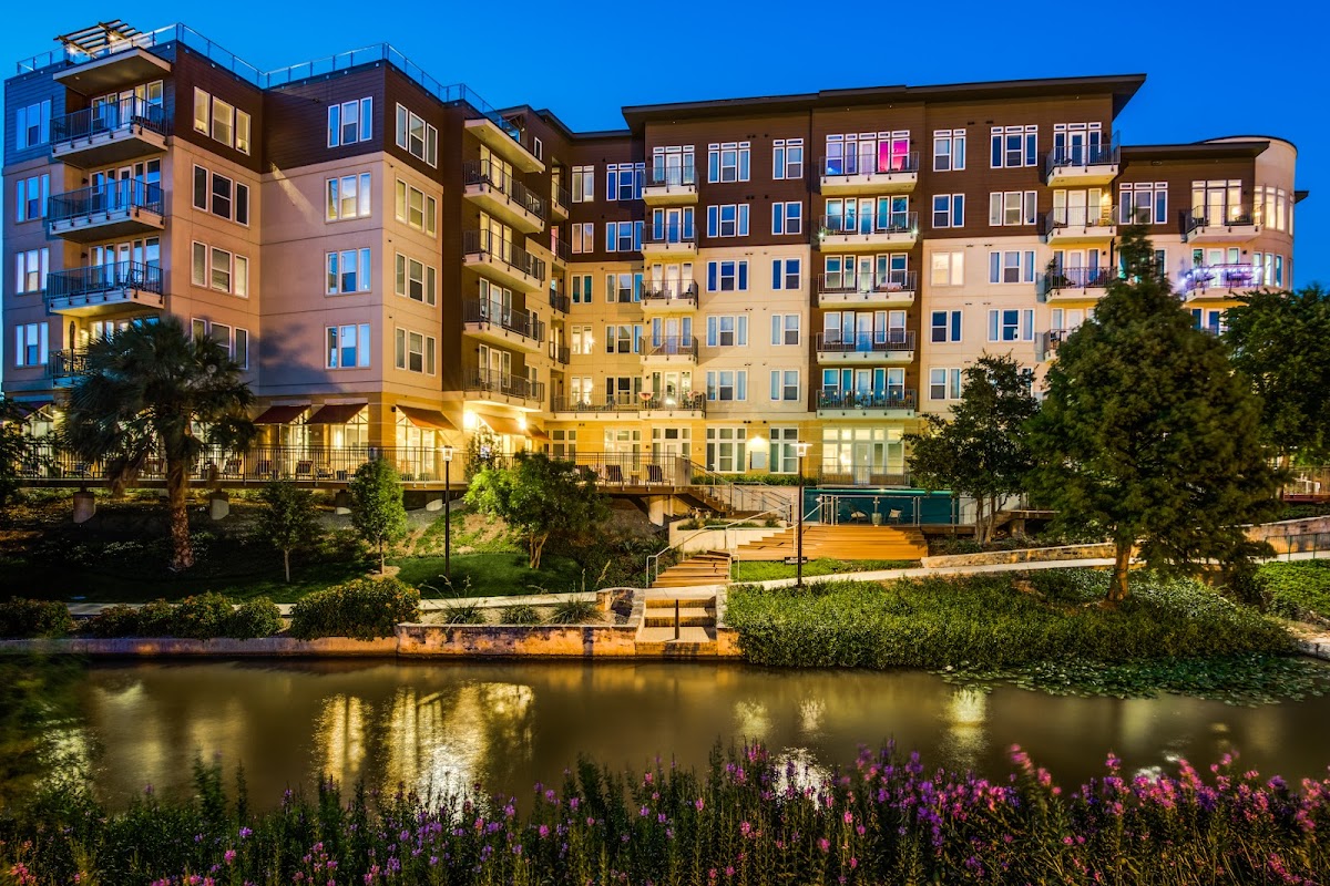 Jones & Rio apartments in San Antonio TX