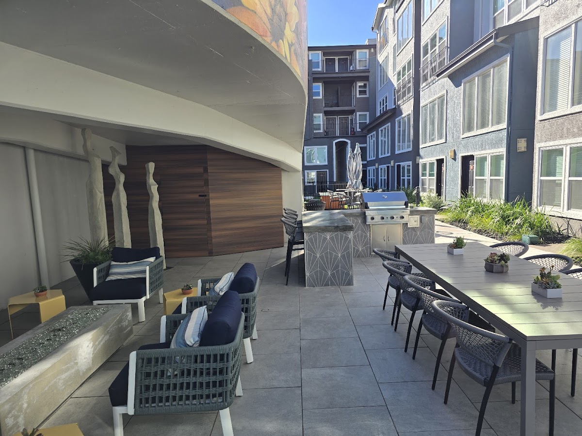 One55 Lofts apartments in San Rafael, CA