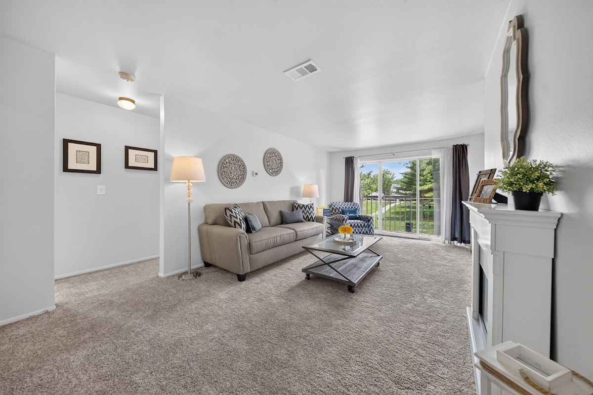 Drawbridge Apartments apartments in Harrison Township, MI