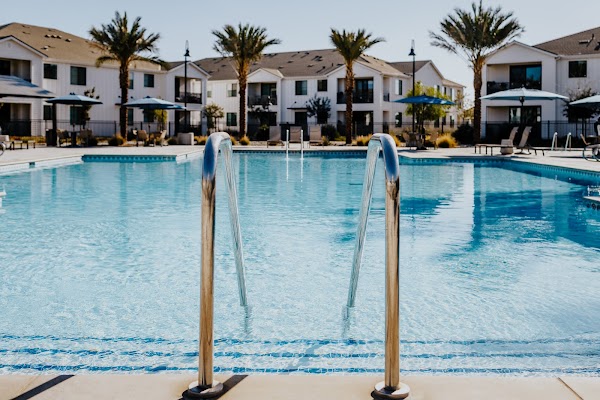 Park West at Stockdale River Ranch apartments in Bakersfield CA