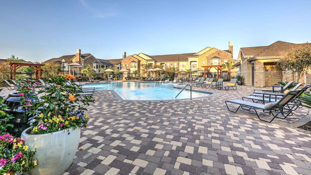 Waterstone at Cinco Ranch apartments in Katy TX