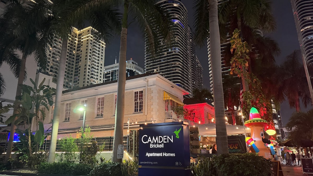 Camden Brickell Apartments apartments in Miami FL