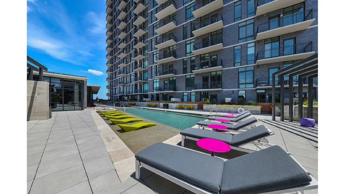 The Hamilton apartments in Dallas TX