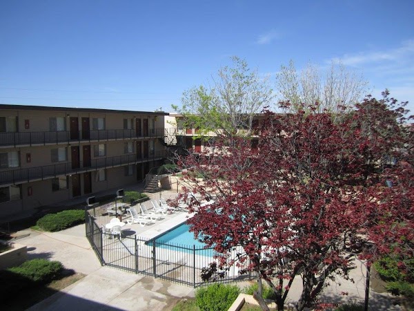 The Villas @ Uptown apartments in Albuquerque, NM