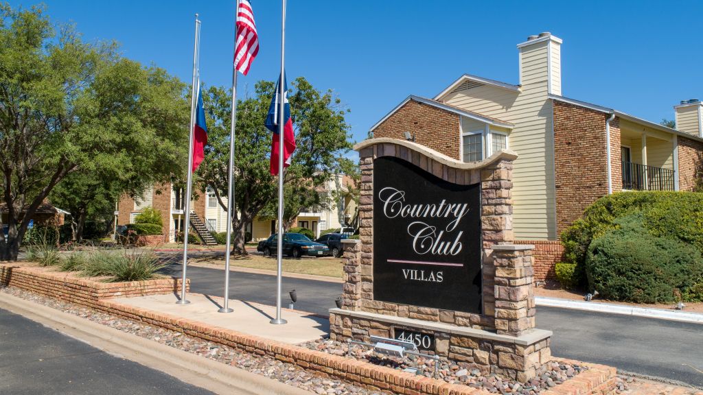 Country Club Villas apartments in Abilene TX