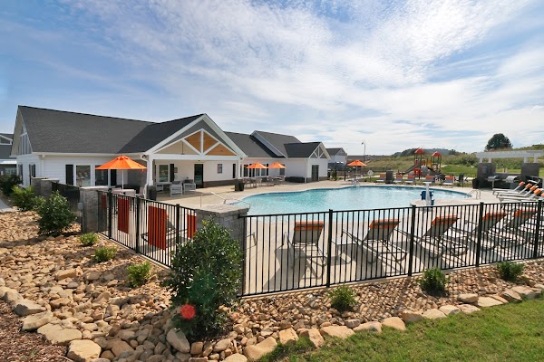 Universal at Mountainview apartments in Johnson City, TN