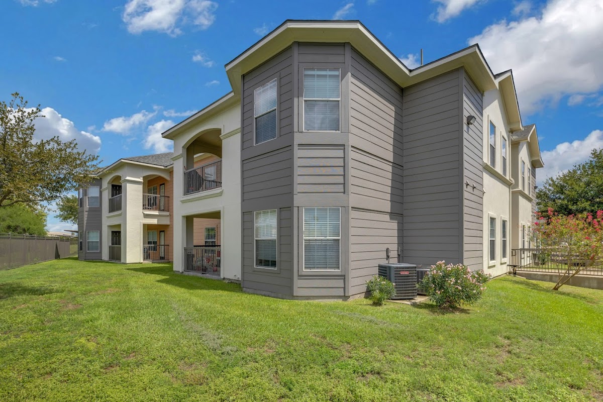 Cienega Apartments apartments in Laredo TX