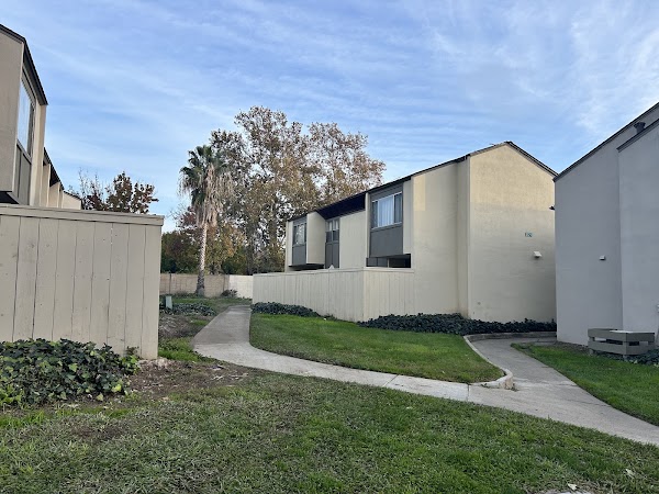 Lido Square apartments in Pittsburg, CA